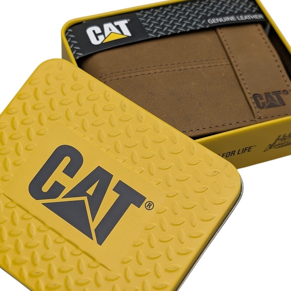 CAT 29CTW00017-230 Leather RFID Bi-fold Wallet Men Tan Genuine Leather OS